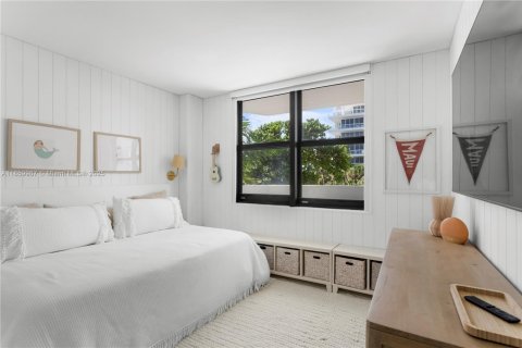 Condominio en venta en Miami Beach, Florida, 2 dormitorios, 88.16 m2 № 1889959 - foto 22