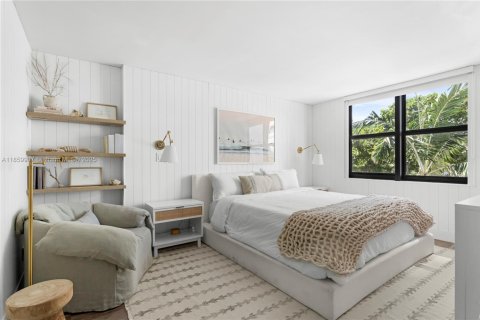 Condominio en venta en Miami Beach, Florida, 2 dormitorios, 88.16 m2 № 1889959 - foto 15