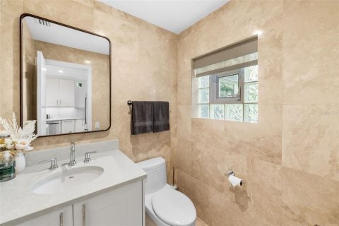 Condo in Tampa, Florida, 3 bedrooms № 2347095 - photo 25
