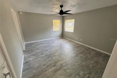 Villa ou maison à louer à Deltona, Floride: 3 chambres, 135.64 m2 № 2322503 - photo 11