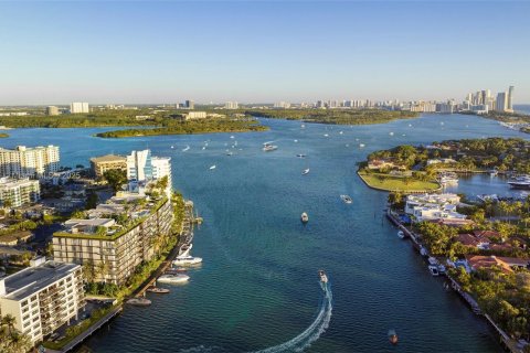 Adosado en venta en Bay Harbor Islands, Florida, 3 dormitorios, 156.08 m2 № 1178926 - foto 22