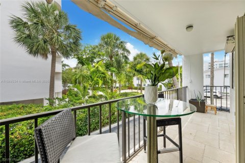Adosado en venta en Bay Harbor Islands, Florida, 3 dormitorios, 156.08 m2 № 1178926 - foto 7