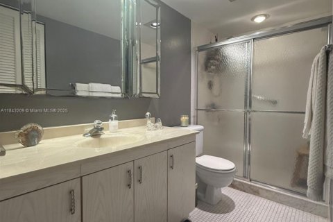 Condo in Coconut Creek, Florida, 2 bedrooms № 1960608 - photo 22