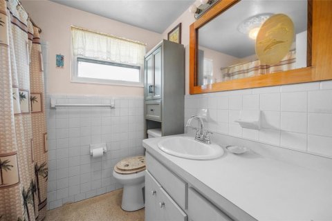 Купить виллу или дом в Энглвуд, Флорида 9 комнат, 114.83м2, № 2287674 - фото 12