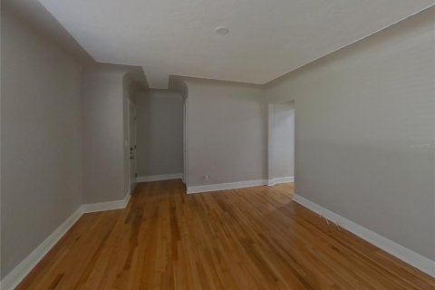 Casa en alquiler en Saint Petersburg, Florida, 3 dormitorios, 135.45 m2 № 1911013 - foto 3