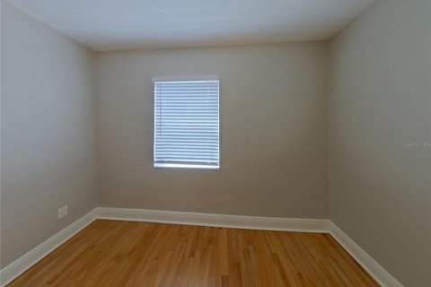 Casa en alquiler en Saint Petersburg, Florida, 3 dormitorios, 135.45 m2 № 1911013 - foto 11