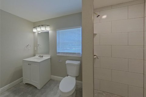 Casa en alquiler en Saint Petersburg, Florida, 3 dormitorios, 135.45 m2 № 1911013 - foto 10