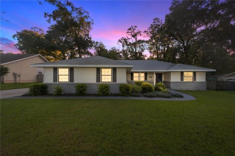 Casa en venta en Ocala, Florida, 3 dormitorios, 173.91 m2 № 2383577 - foto 2