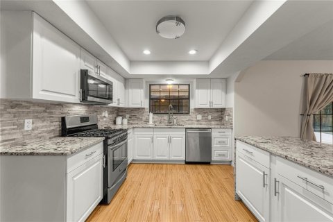 Casa en venta en Ocala, Florida, 3 dormitorios, 173.91 m2 № 2383577 - foto 11