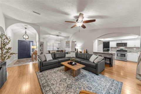 Casa en venta en Ocala, Florida, 3 dormitorios, 173.91 m2 № 2383577 - foto 7