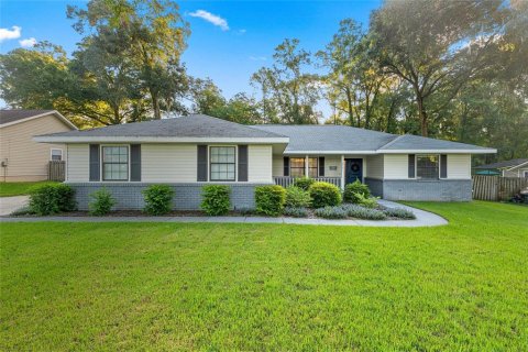 Casa en Ocala, Florida 3 dormitorios, 173.91 m2 № 2383577