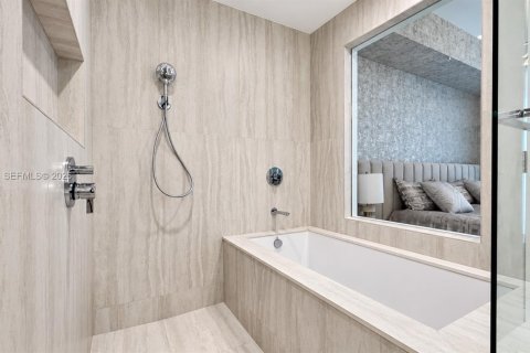 Copropriété à louer à North Miami, Floride: 1 chambre № 2405861 - photo 16