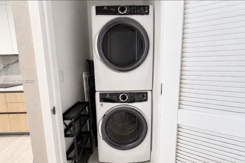 Copropriété à louer à North Miami, Floride: 1 chambre № 2405861 - photo 13