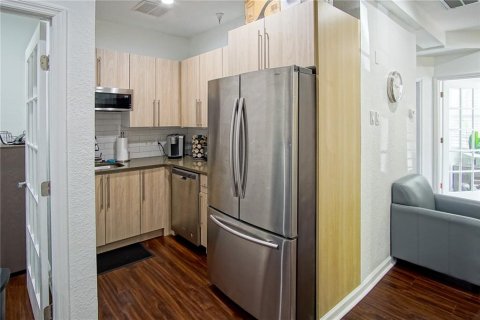 Immobilier commercial à vendre à Orlando, Floride: 146.32 m2 № 1901717 - photo 6