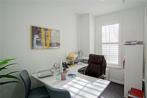 Immobilier commercial à vendre à Orlando, Floride: 146.32 m2 № 1901717 - photo 5
