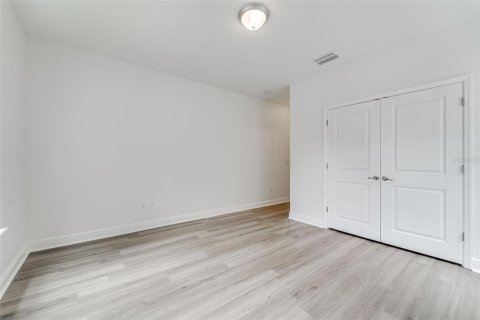 House in Tampa, Florida 3 bedrooms, 146.79 sq.m. № 1831258 - photo 18
