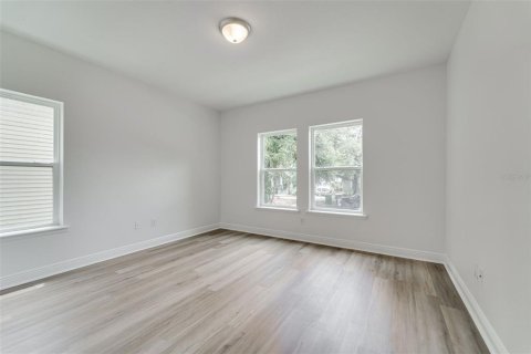 House in Tampa, Florida 3 bedrooms, 146.79 sq.m. № 1831258 - photo 17