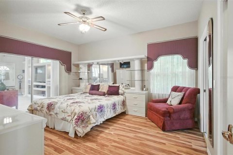 House in Palm Coast, Florida 4 bedrooms, 243.59 sq.m. № 1894636 - photo 11