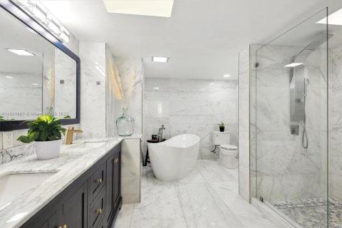 Copropriété à vendre à Key Biscayne, Floride: 2 chambres, 159.33 m2 № 1979639 - photo 7