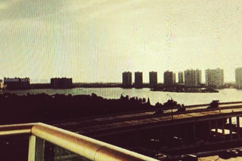 Copropriété à louer à Sunny Isles Beach, Floride: 1 chambre № 2180571 - photo 7