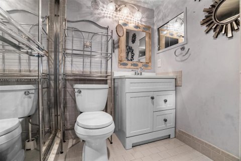 Condo in West Palm Beach, Florida, 1 bedroom  № 1890057 - photo 17
