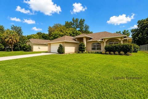 House in Deltona, Florida 4 bedrooms, 190.64 sq.m. № 2324730 - photo 3