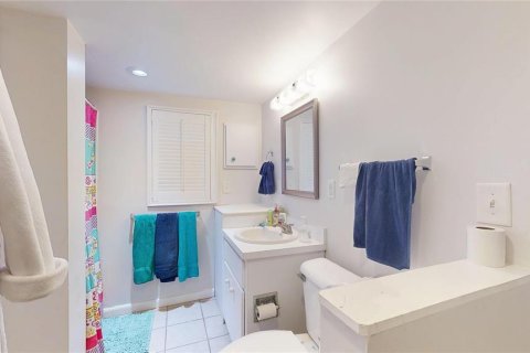 House in Inverness, Florida 2 bedrooms, 140.28 sq.m. № 2217268 - photo 17