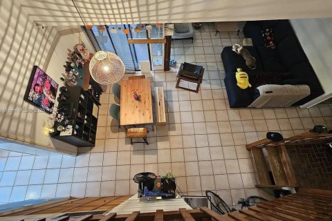 Adosado en alquiler en Miami, Florida, 3 dormitorios, 124.49 m2 № 1953731 - foto 3