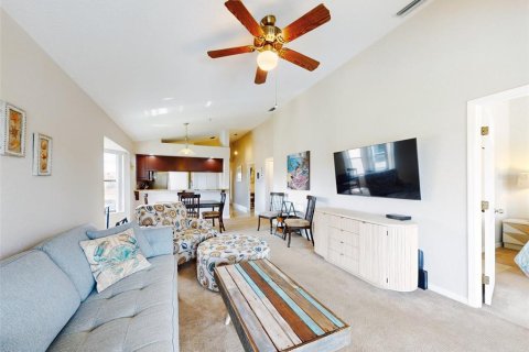 Condo in New Smyrna Beach, Florida, 3 bedrooms  № 1319720 - photo 9