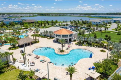 Touwnhouse à vendre à Kissimmee, Floride: 5 chambres, 201.41 m2 № 2207109 - photo 25