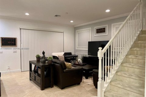 Touwnhouse à vendre à Palm Beach Gardens, Floride: 3 chambres, 180.14 m2 № 2090152 - photo 4