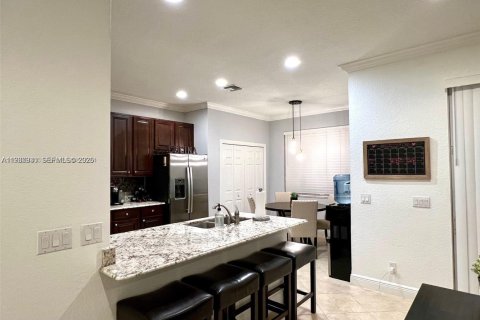 Touwnhouse à vendre à Palm Beach Gardens, Floride: 3 chambres, 180.14 m2 № 2090152 - photo 10
