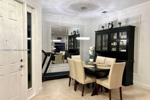 Touwnhouse à vendre à Palm Beach Gardens, Floride: 3 chambres, 180.14 m2 № 2090152 - photo 3