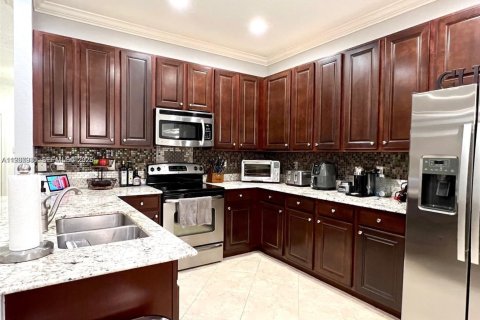 Touwnhouse à vendre à Palm Beach Gardens, Floride: 3 chambres, 180.14 m2 № 2090152 - photo 8