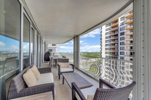 Condominio en venta en Bal Harbour, Florida, 3 dormitorios, 235.97 m2 № 1993461 - foto 7