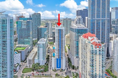 Copropriété à vendre à Miami, Floride: 2 chambres, 102.66 m2 № 1950820 - photo 1