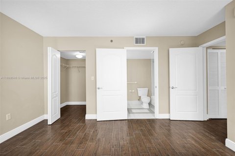 Copropriété à vendre à Miami, Floride: 2 chambres, 102.66 m2 № 1950820 - photo 19