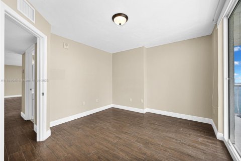 Copropriété à vendre à Miami, Floride: 2 chambres, 102.66 m2 № 1950820 - photo 26