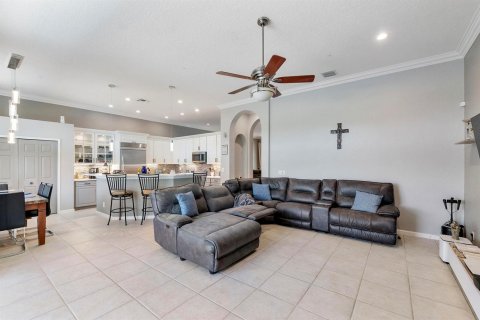 House in Boca Raton, Florida 4 bedrooms, 210.52 sq.m. № 2154612 - photo 17
