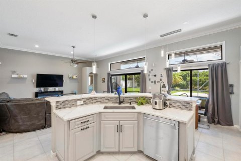 House in Boca Raton, Florida 4 bedrooms, 210.52 sq.m. № 2154612 - photo 16
