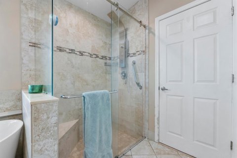 House in Boca Raton, Florida 4 bedrooms, 210.52 sq.m. № 2154612 - photo 25