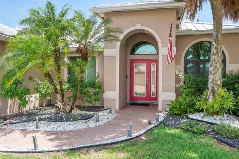 House in Boca Raton, Florida 4 bedrooms, 210.52 sq.m. № 2154612 - photo 5
