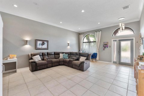 House in Boca Raton, Florida 4 bedrooms, 210.52 sq.m. № 2154612 - photo 8