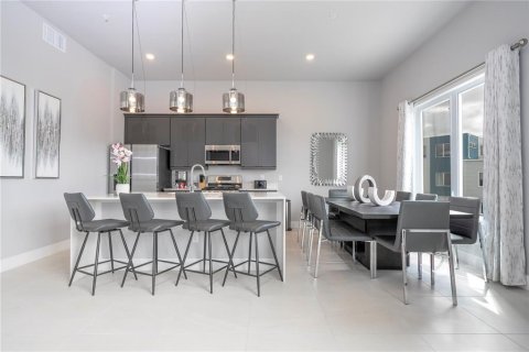 Condominio en venta en Four Corners, Florida, 5 dormitorios, 244.33 m2 № 1424397 - foto 17