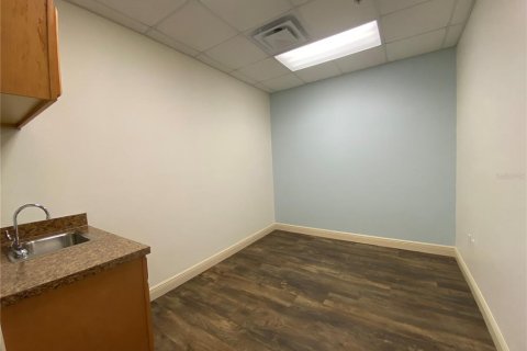 Commercial property in Lady Lake, Florida 178.37 sq.m. № 1350274 - photo 9