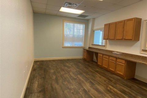 Commercial property in Lady Lake, Florida 178.37 sq.m. № 1350274 - photo 7
