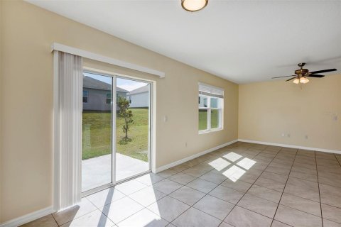 House in Ocala, Florida 5 bedrooms, 247.21 sq.m. № 1587361 - photo 14