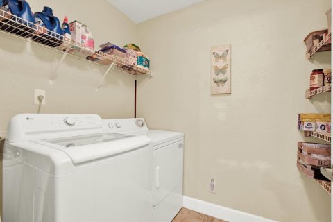Condo in Sarasota, Florida, 3 bedrooms  № 1616126 - photo 19