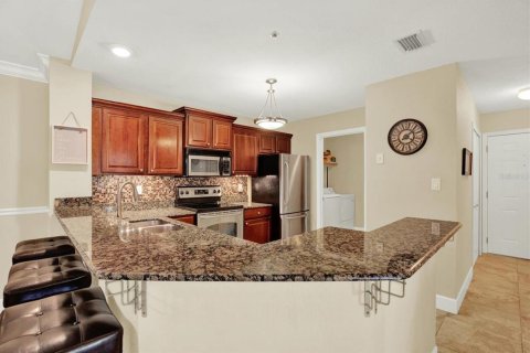 Condo in Sarasota, Florida, 3 bedrooms  № 1616126 - photo 4