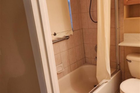 Купить кондоминиум в Дирфилд-Бич, Флорида 3 комнаты, 65.31м2, № 2193092 - фото 19